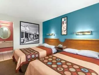 Oyo Az I-10 Hotel 2*